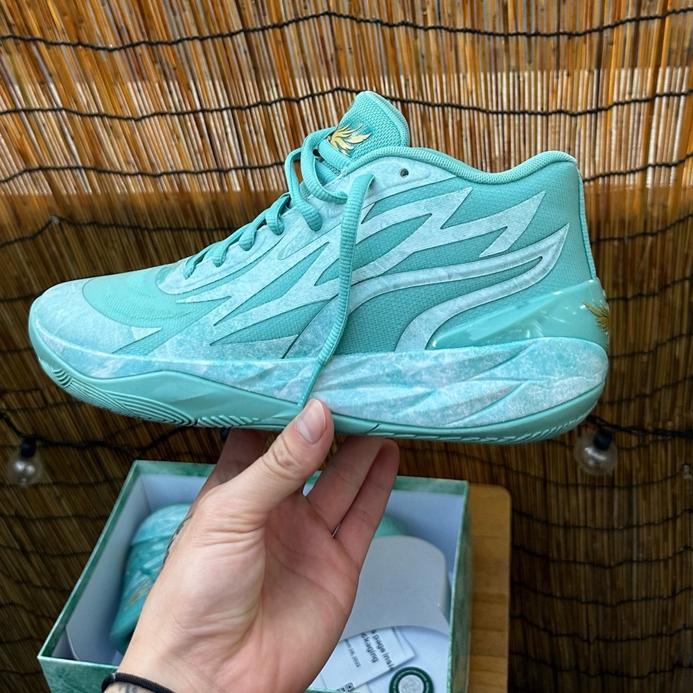 LaMelo Ball 2.0 Jade Colorway edition
